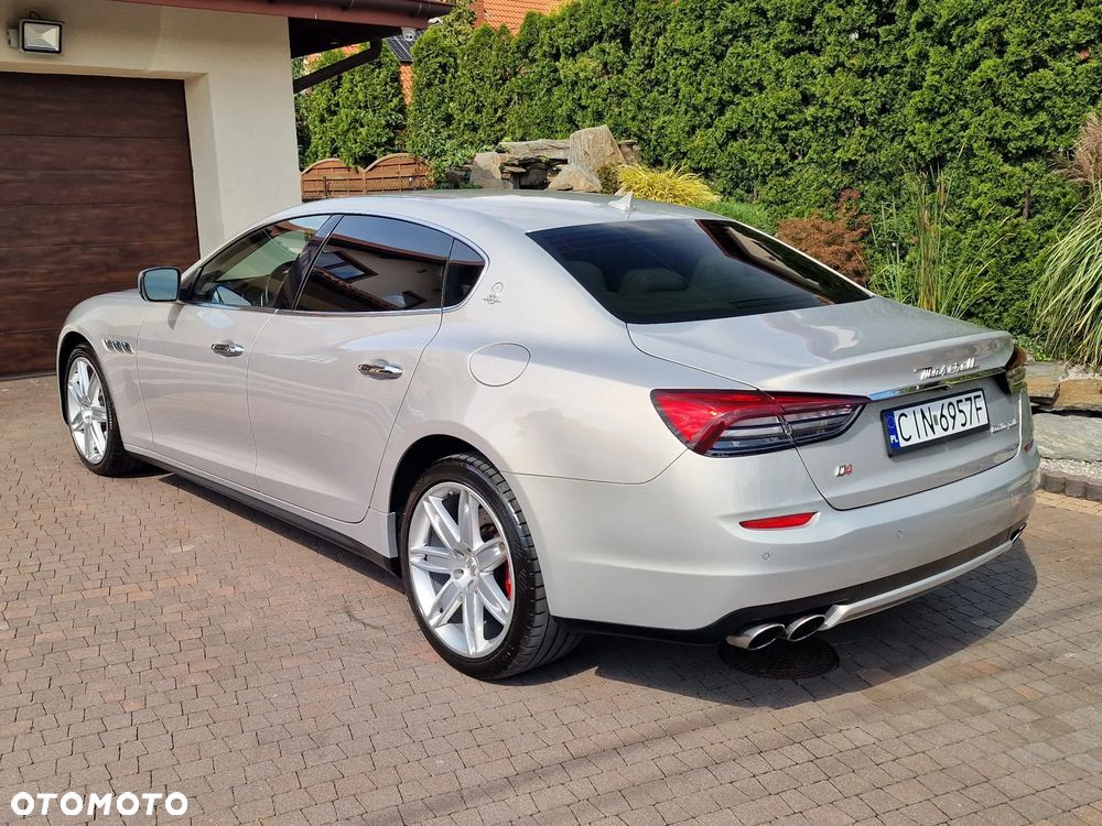 Maserati Quattroporte