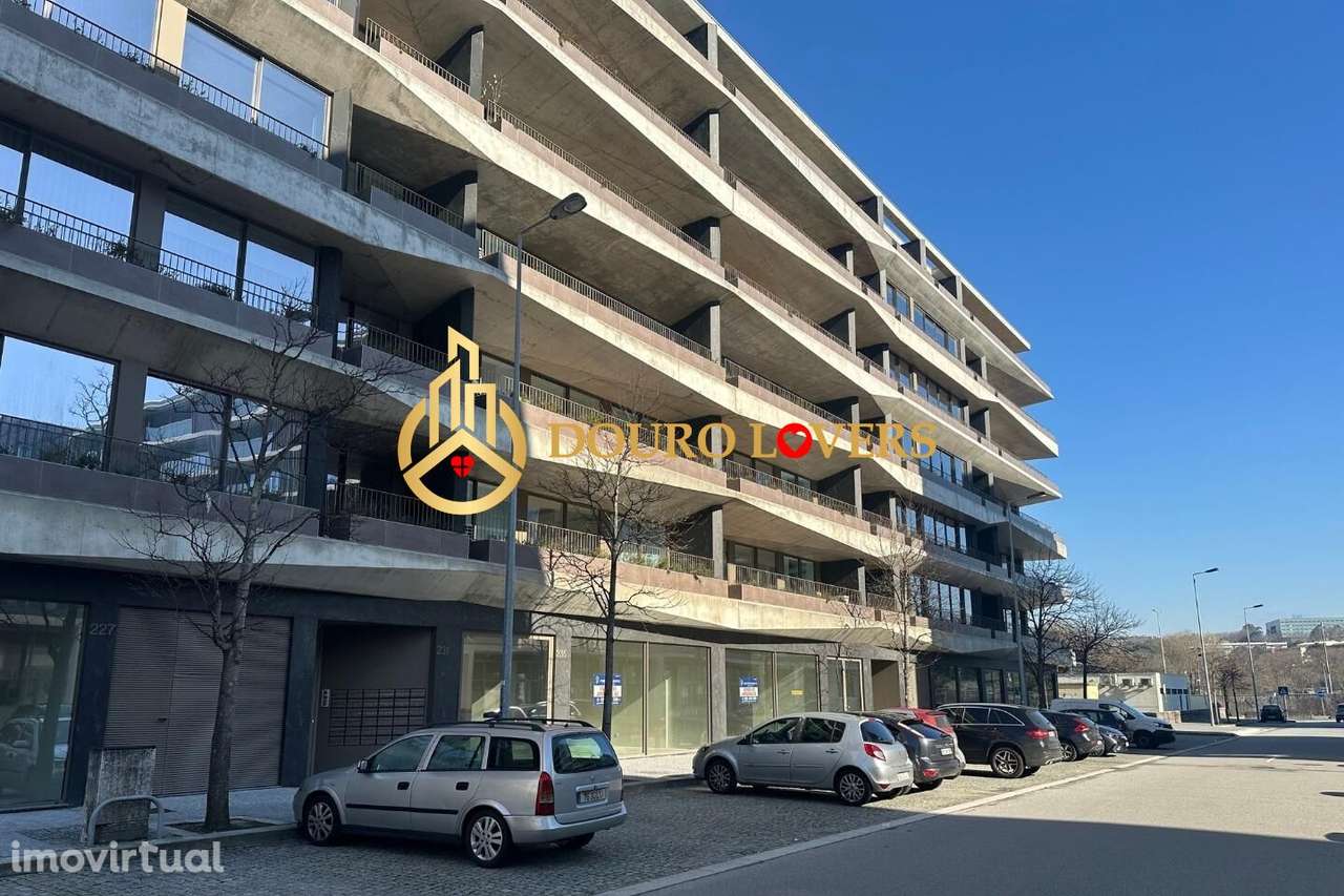 T2 moderno com varanda e garagem no Nautilus IV, Matosinhos Sul - Grande imagem: 5/30