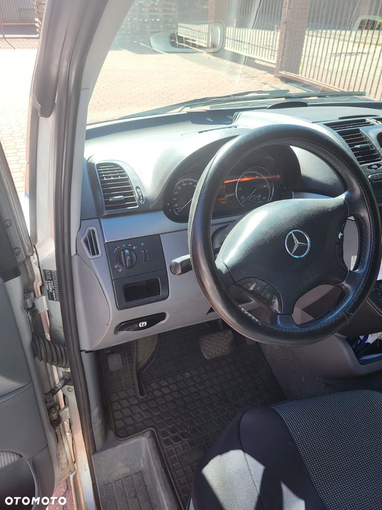Mercedes-Benz Viano - 8
