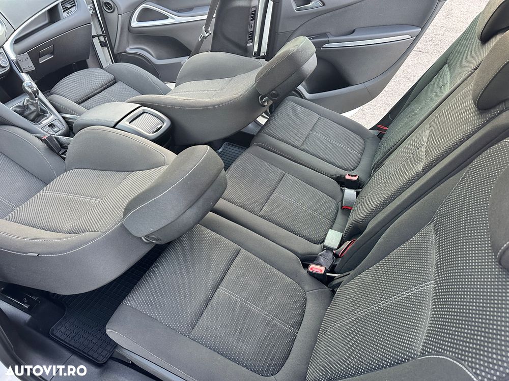 Opel Zafira Tourer 1.6 CDTI ecoFLEX Start/Stop Business Edition - 31