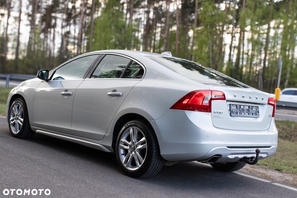 Volvo S60 D3 Momentum - 16