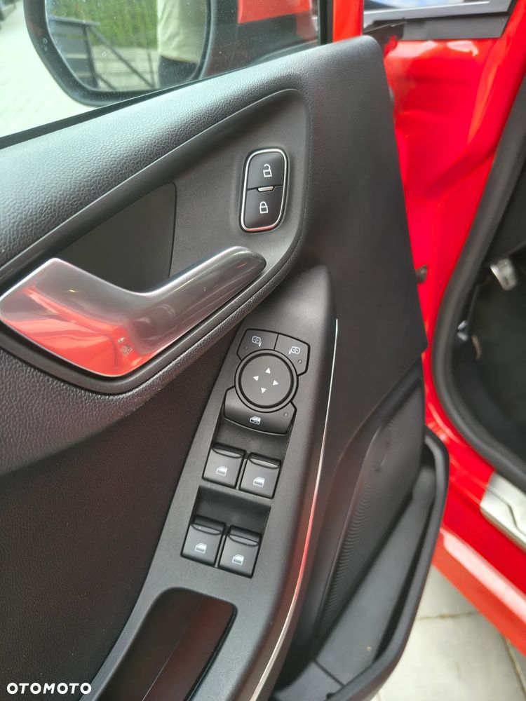 Ford Fiesta - 20