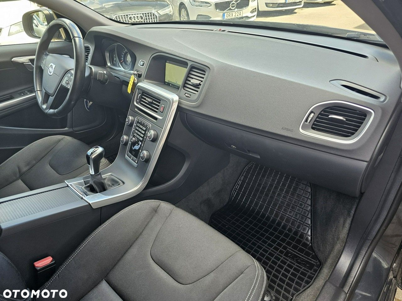 Volvo S60 D2 Drive-E Kinetic - 25