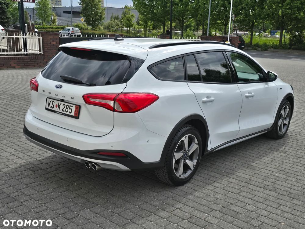 Ford Focus 1.5 TDCi Titanium ASS PowerShift - 8