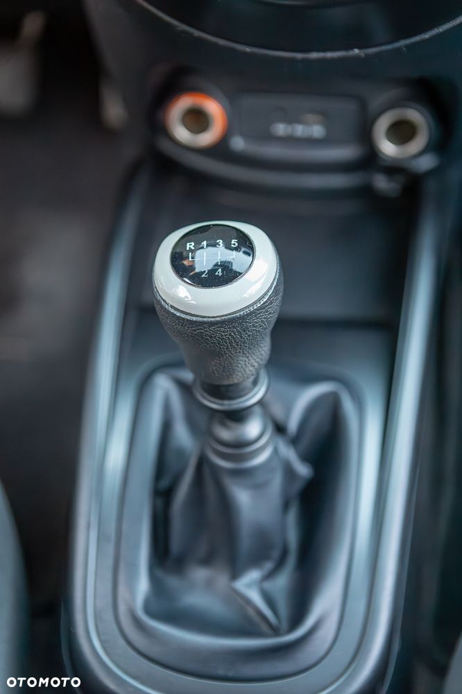 Kia Soul 1.6 L - 12