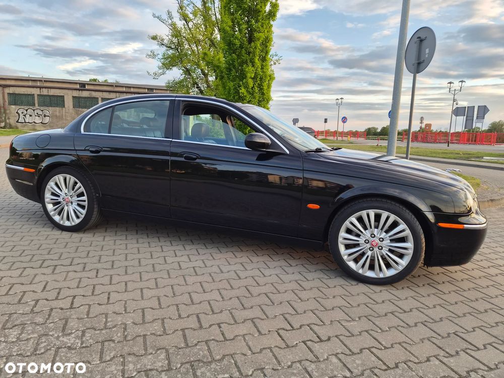 Jaguar S-Type - 10