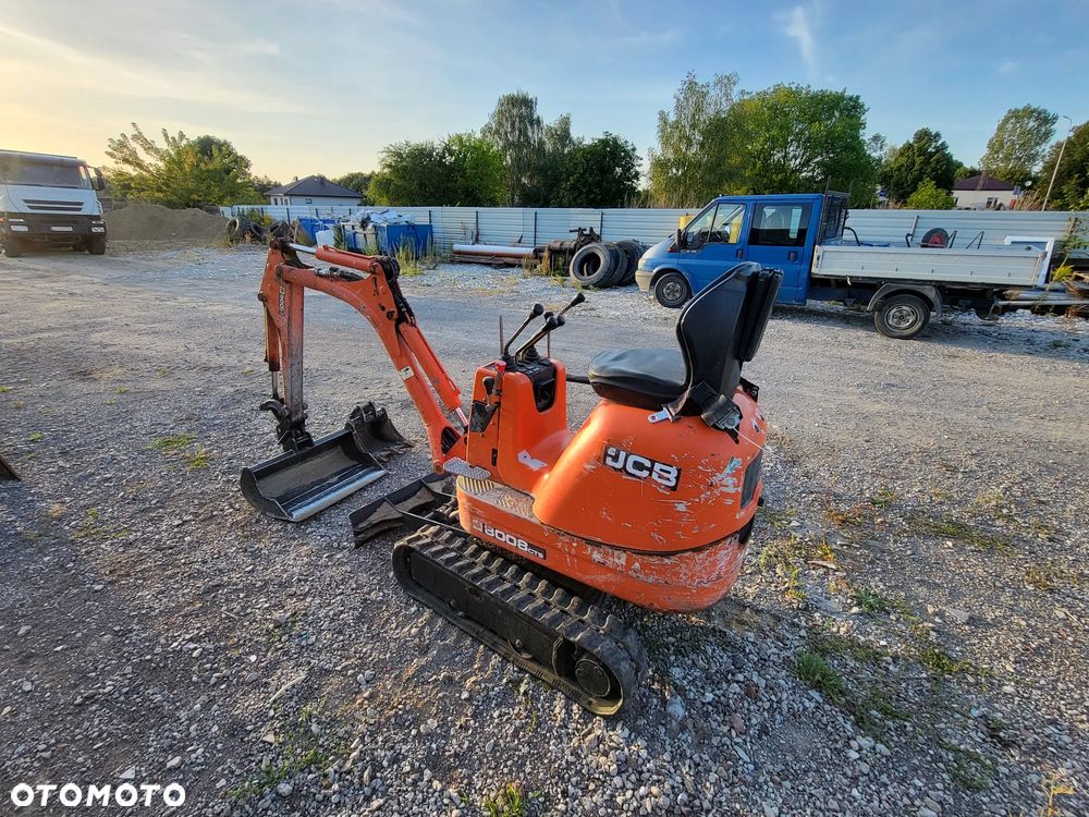 JCB 8008 - 5