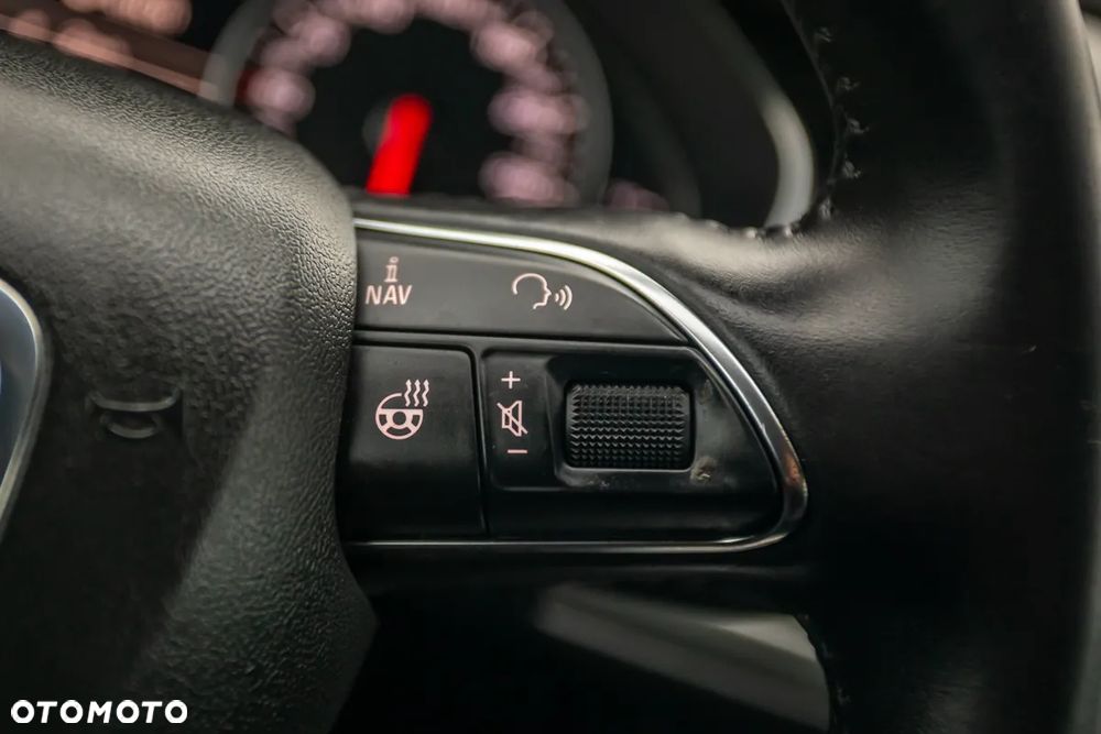 Audi A6 Avant 3.0 TDI DPF quattro S tronic sport selection - 25