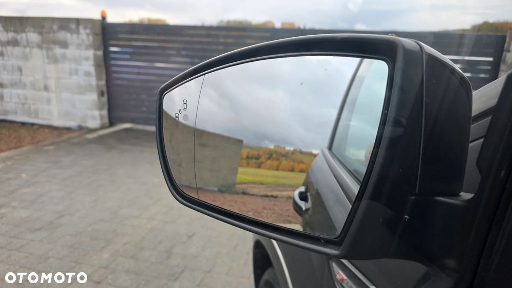 Ford Kuga 1.5 EcoBoost 2x4 ST-Line - 30