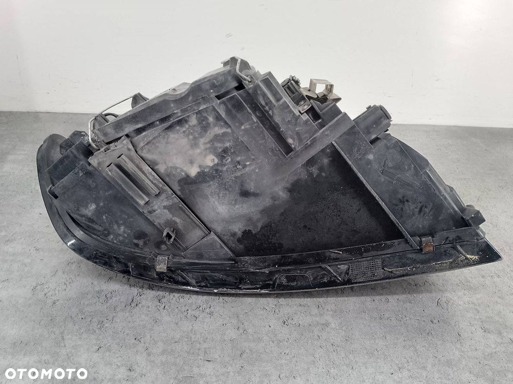 LAMPA PRZÓD LEWA VOLVO S40 II 30698873 0301198201 - 7