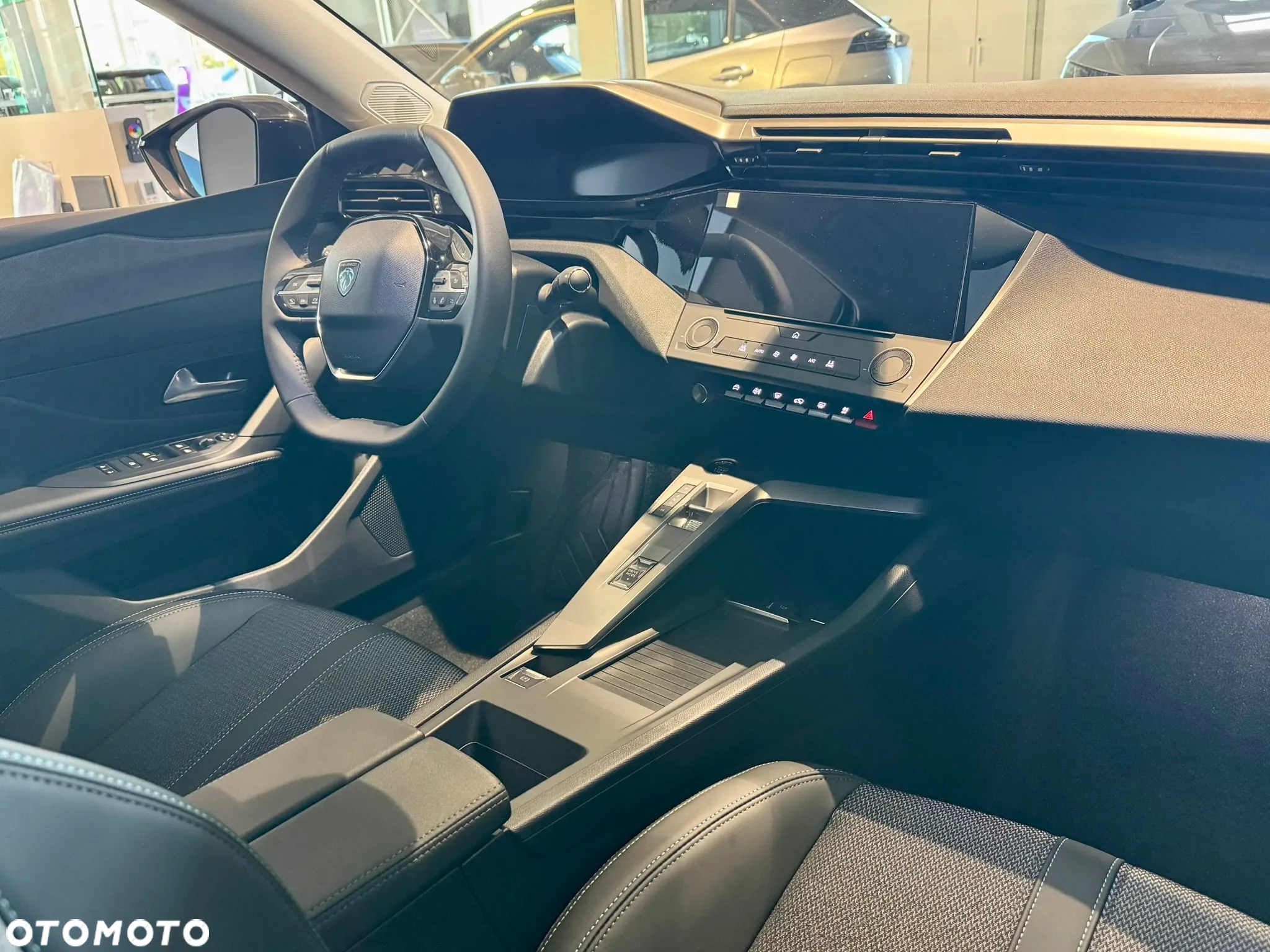 Peugeot 408 1.2 PureTech mHEV Allure S&S e-DSC6 - 9