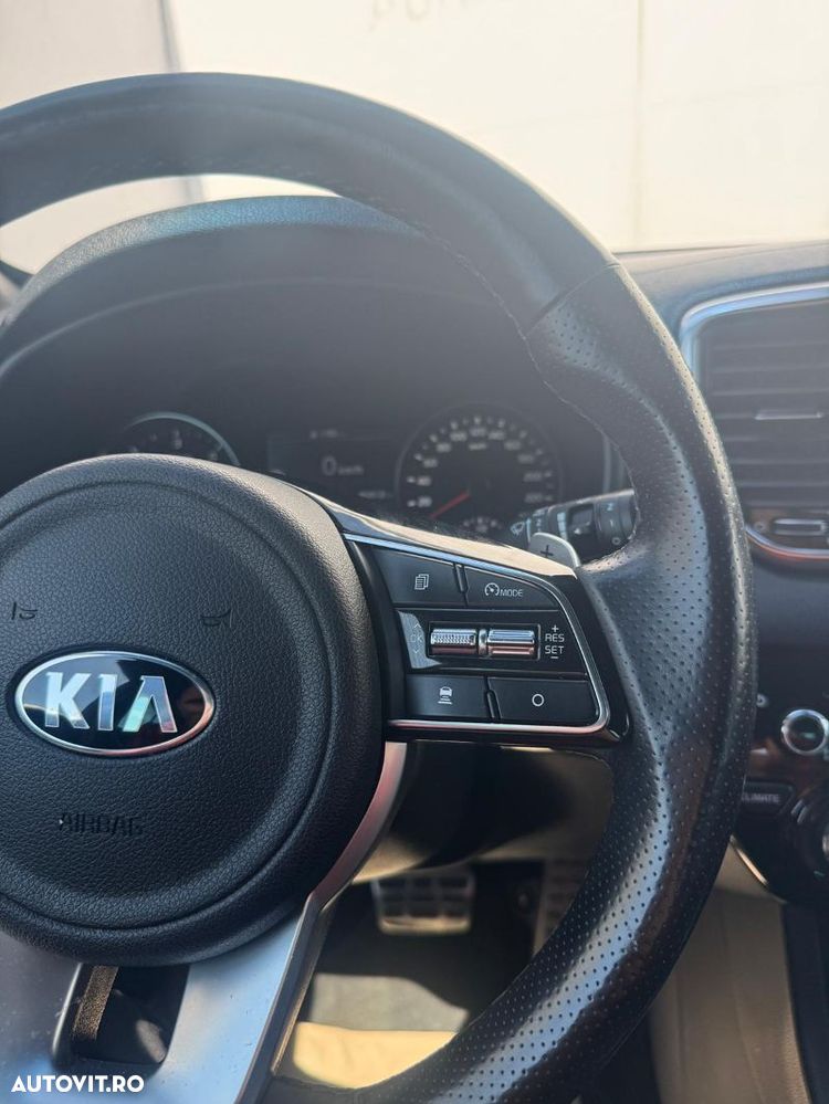 Kia Sportage - 16