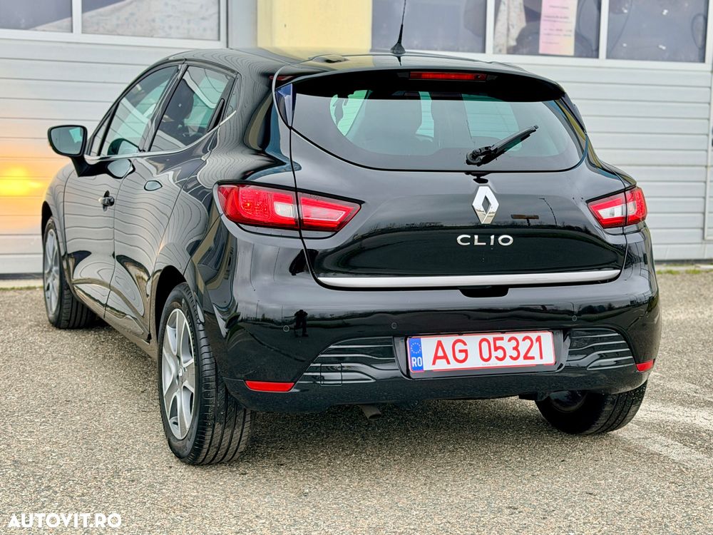 Renault Clio III 1.5dCi Night&Day - 30