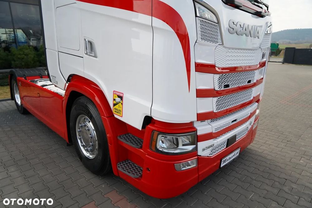 Scania S 580 / V8 / RETARDER / KLIMA POSTOJOWA / CAŁA NA PODUSZKACH / ALUFELGI  /  SKÓRY / OPONY 100% / - 11