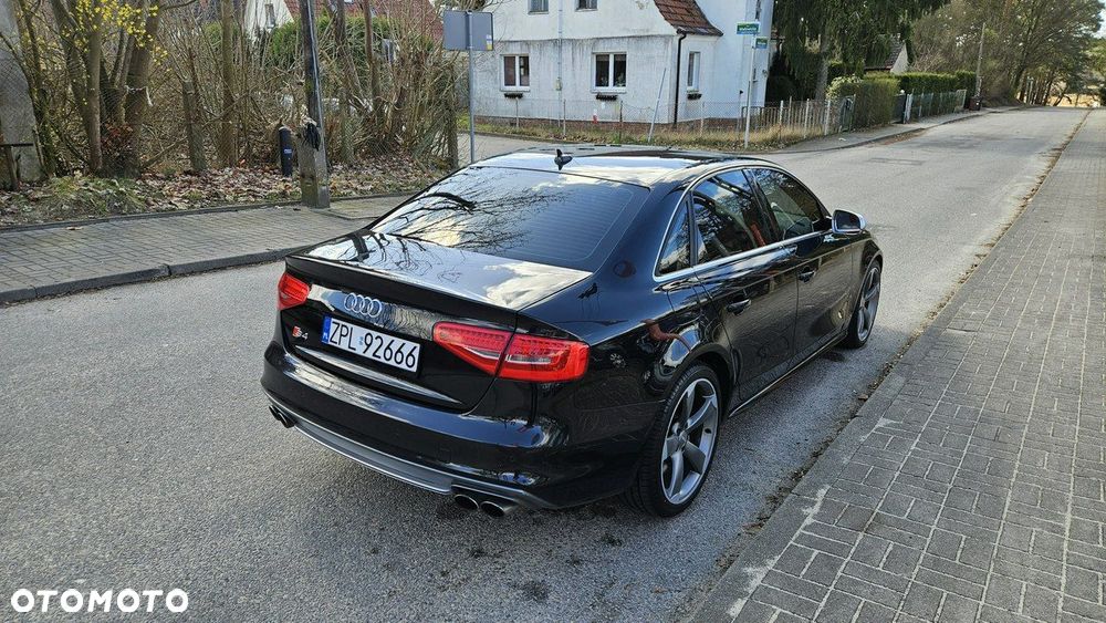 Audi S4 Limousine - 8