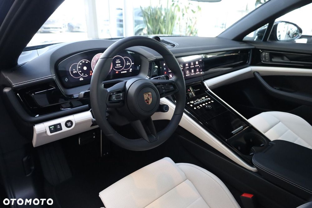 Porsche Panamera - 6
