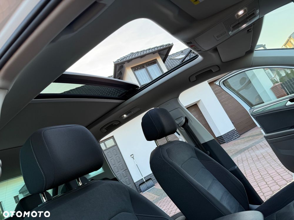 Volkswagen Tiguan 2.0 TDI SCR 4MOTION (BlueMotion Techn.) DSG Highline - 25