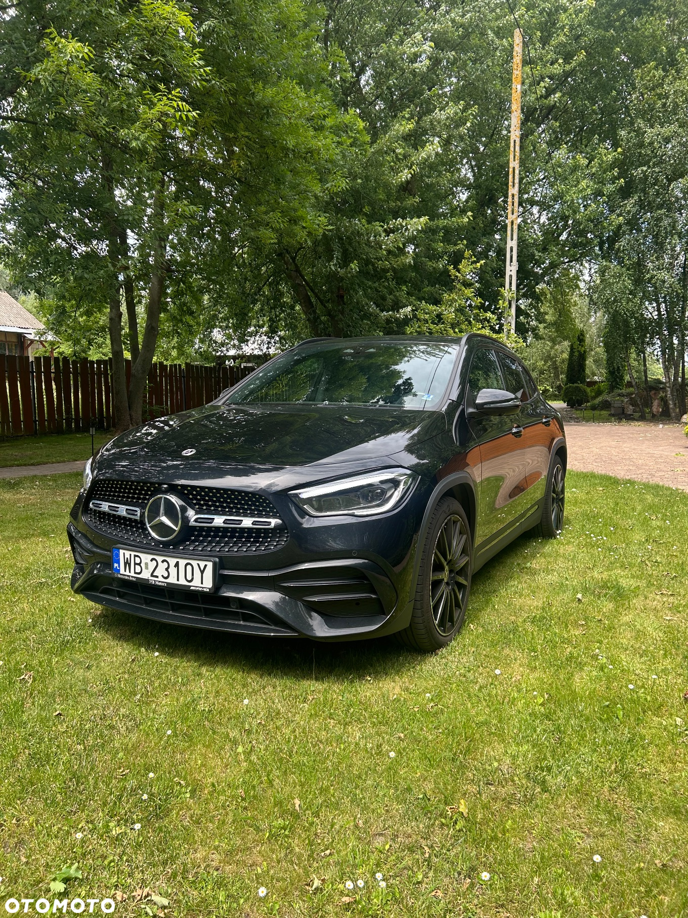 Mercedes-Benz GLA 200 AMG Line - 3