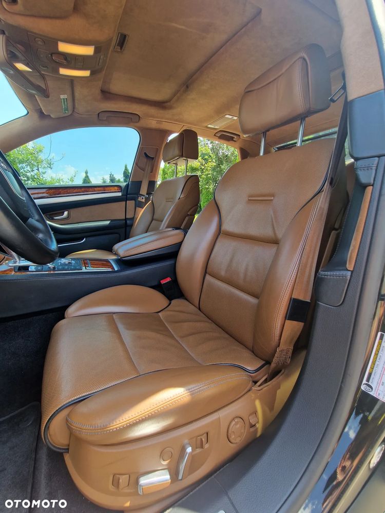 Audi A8 6.0 W12 L Quattro - 10