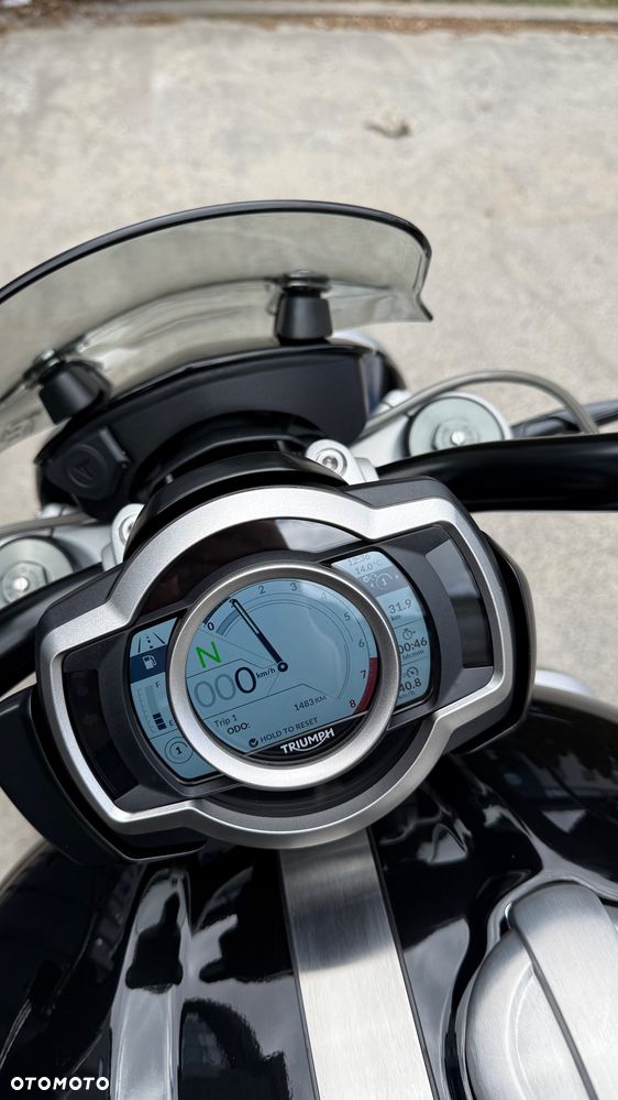 Triumph Rocket - 8