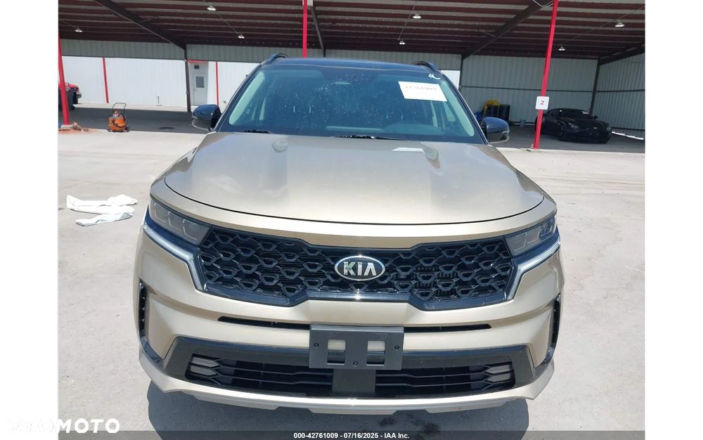 Kia Sorento - 5
