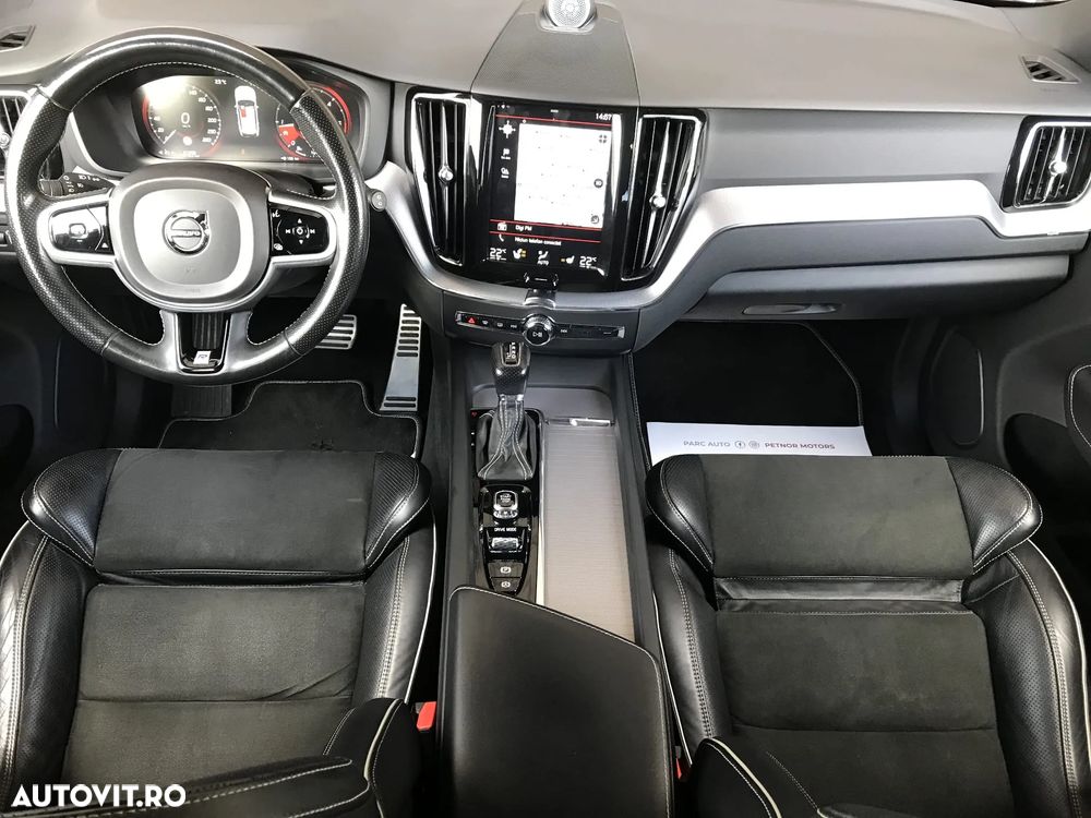 Volvo XC 60 D4 R-Design - 6
