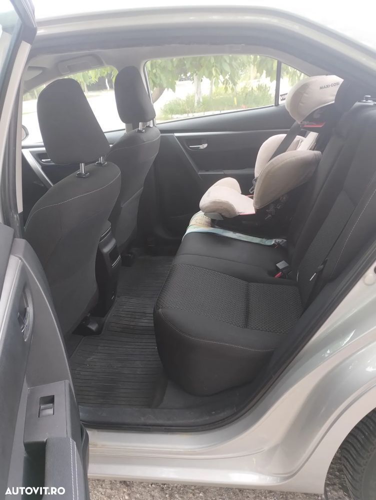 Toyota Corolla 1.6 Valvematic Sol - 11