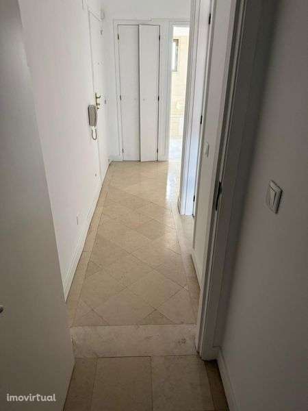 Casa arrendar Algés- Linda-a-Velha - Grande imagem: 4/9