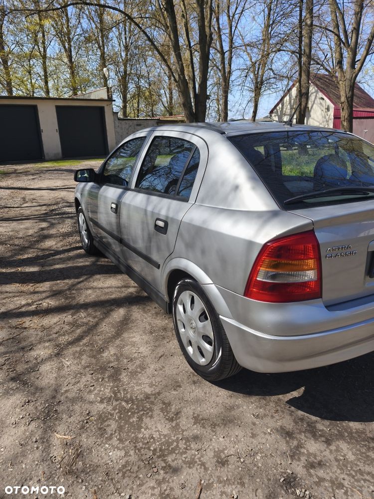 Opel Astra - 3