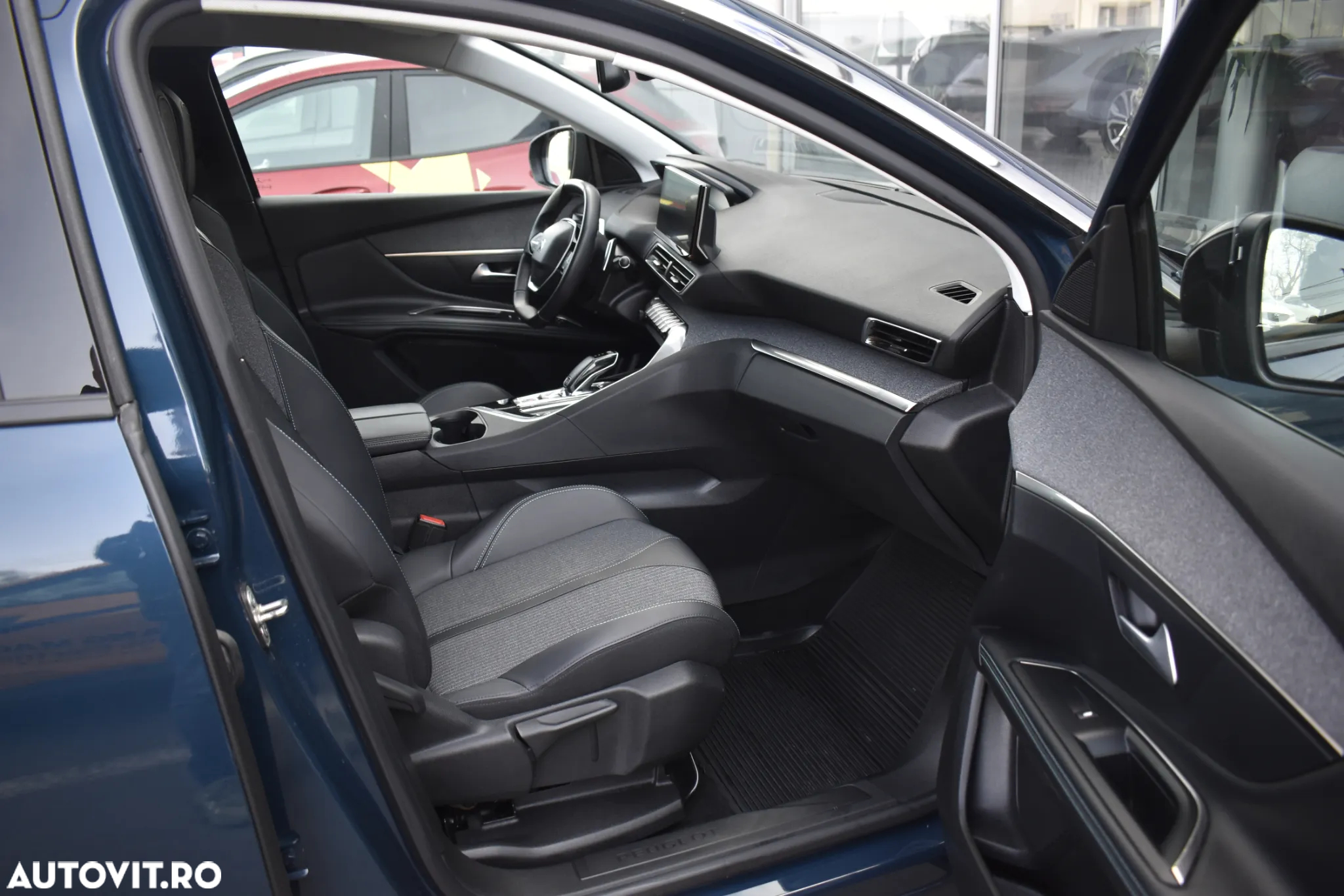 Peugeot 3008 1.5 BlueHDI 130 S&S EAT8 Allure - 32