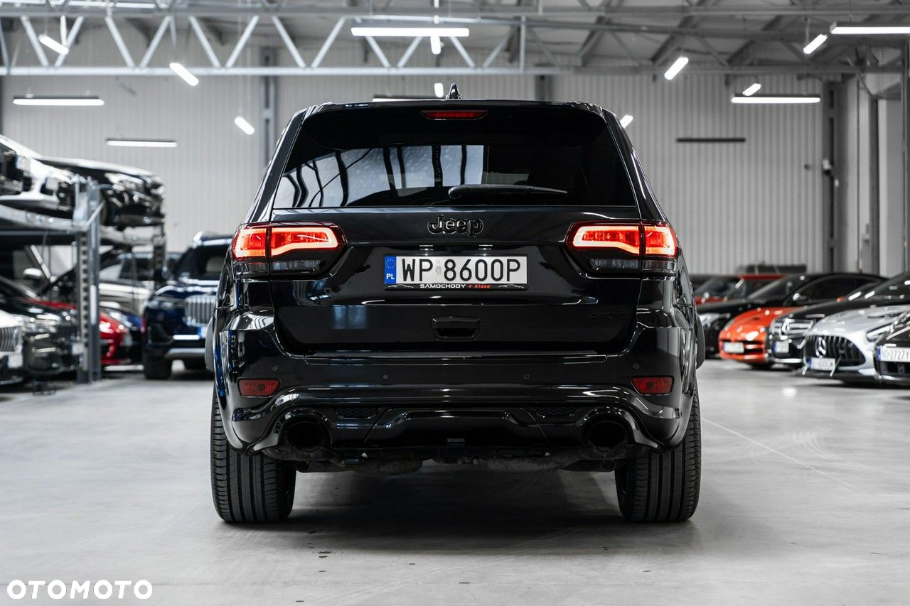 Jeep Grand Cherokee - 8