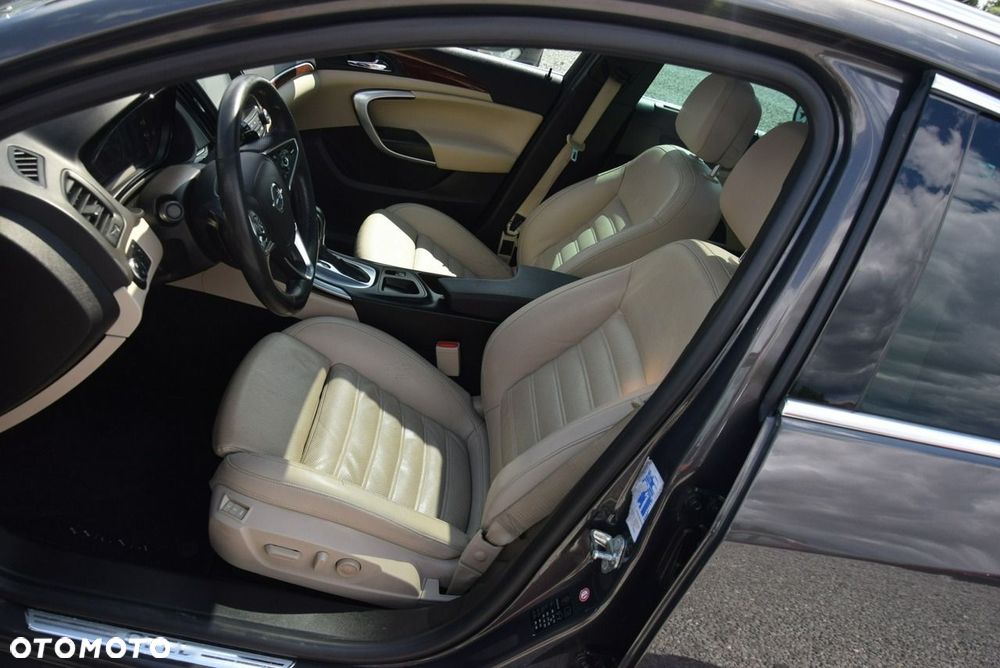 Opel Insignia 2.0 ECOTEC DI Turbo Business Innovation - 26