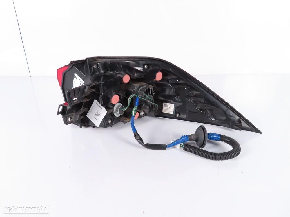 Farolim Esquerdo/Trás Usado / Original TOYOTA RAV 4 V (_A5_) 81560-42230 - 4