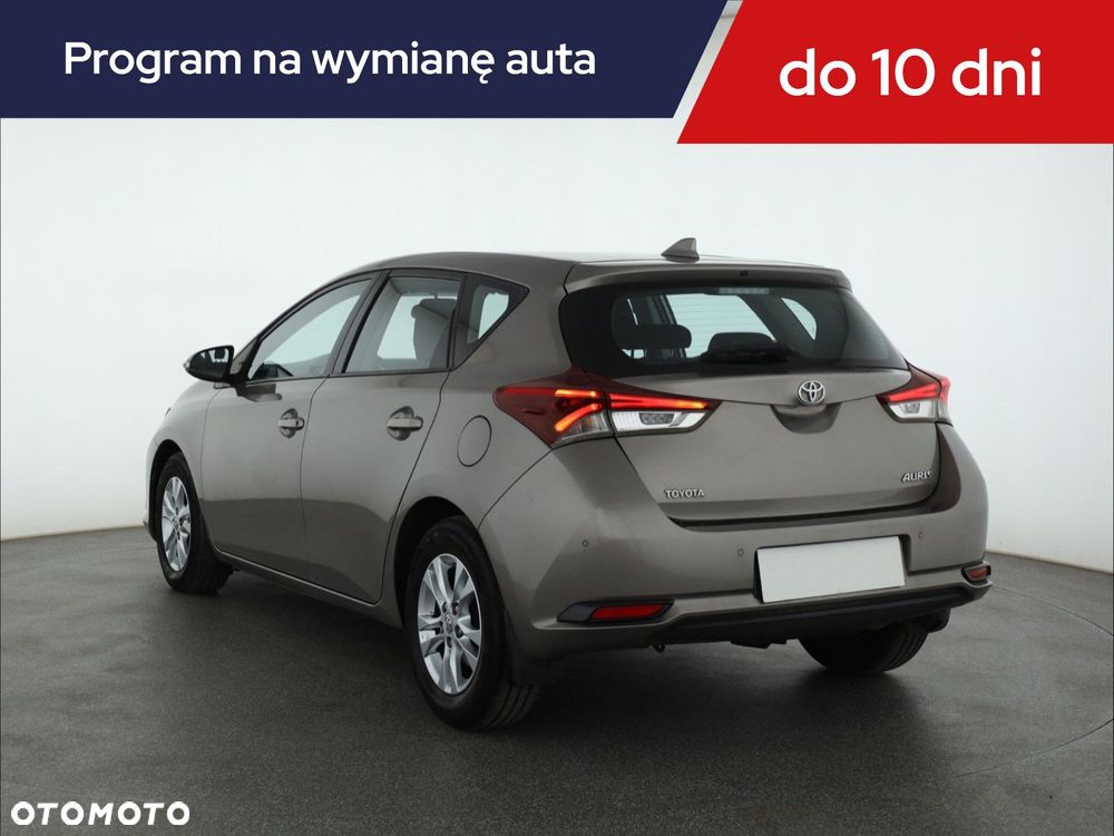 Toyota Auris - 6