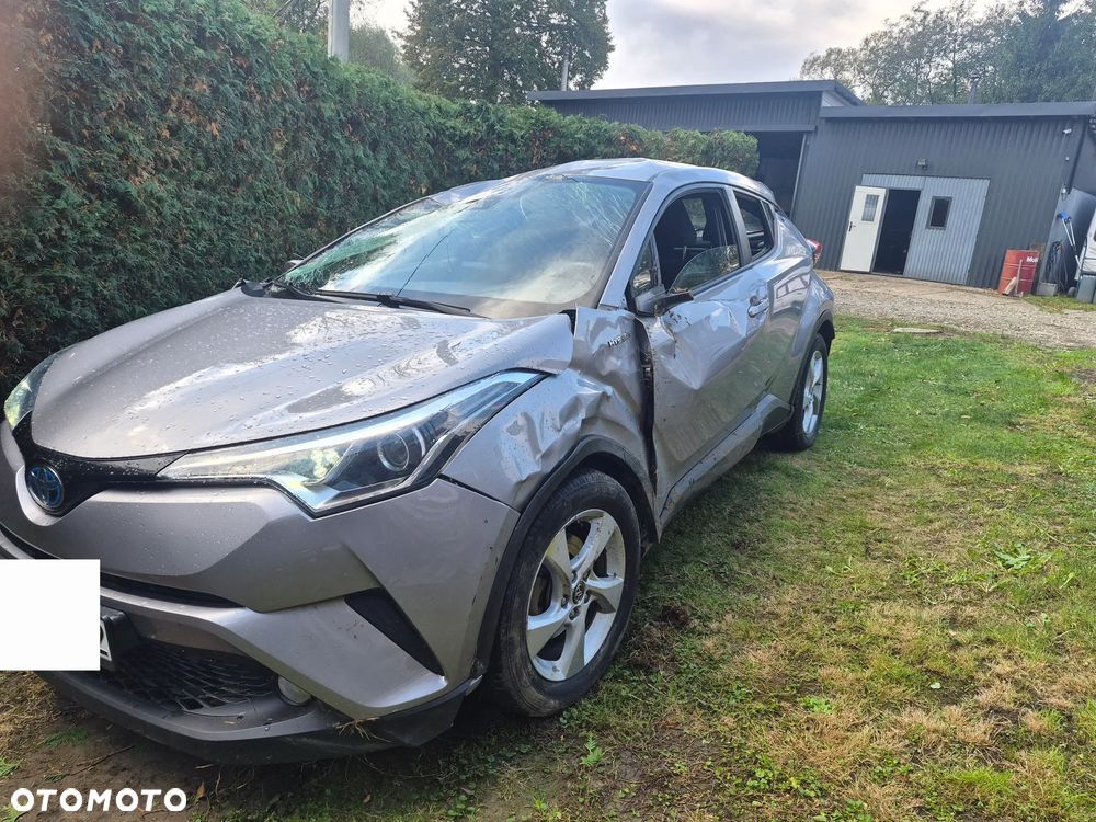 Toyota C-Hr 2019 photo 3