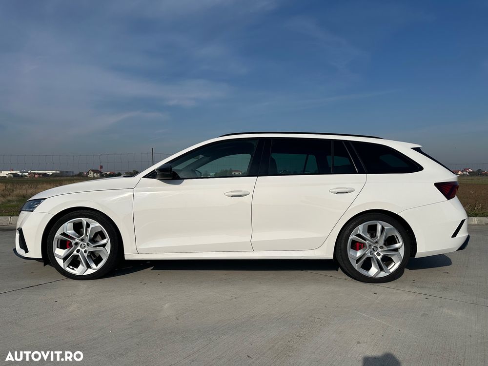Skoda Octavia 2.0 TDI DSG RS Plus - 9