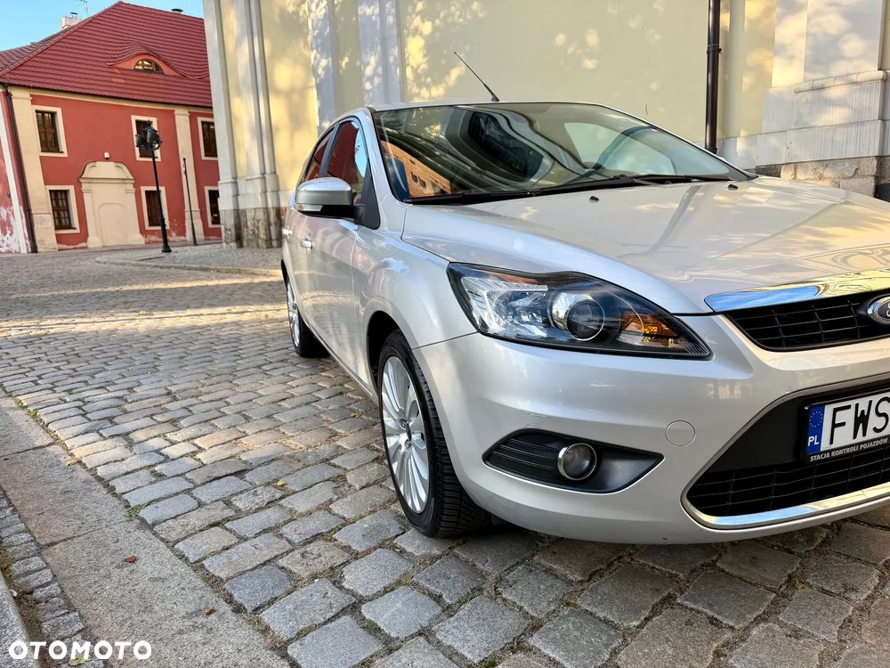 Ford Focus 1.6 Ti-VCT Titanium - 23
