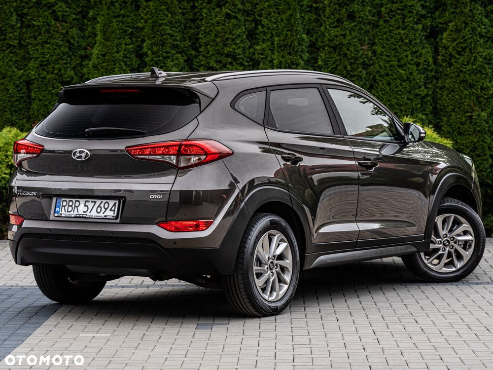 Hyundai Tucson 1.7 CRDI BlueDrive Style 2WD - 22