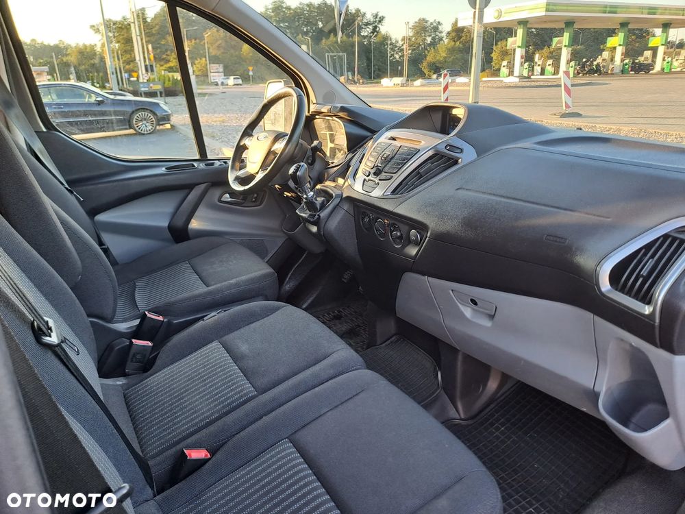 Ford Transit Custom 310 L2H1 Limited - 11
