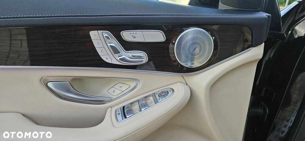 Mercedes-Benz GLC 300 4Matic 9G-TRONIC - 13