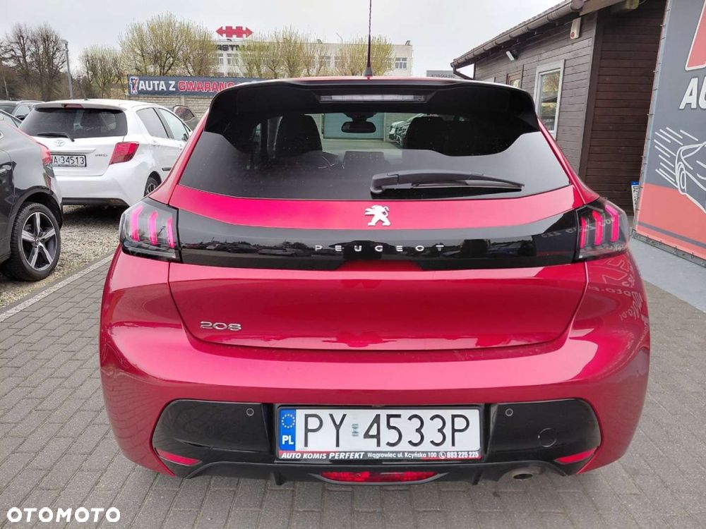 Peugeot 208 - 7