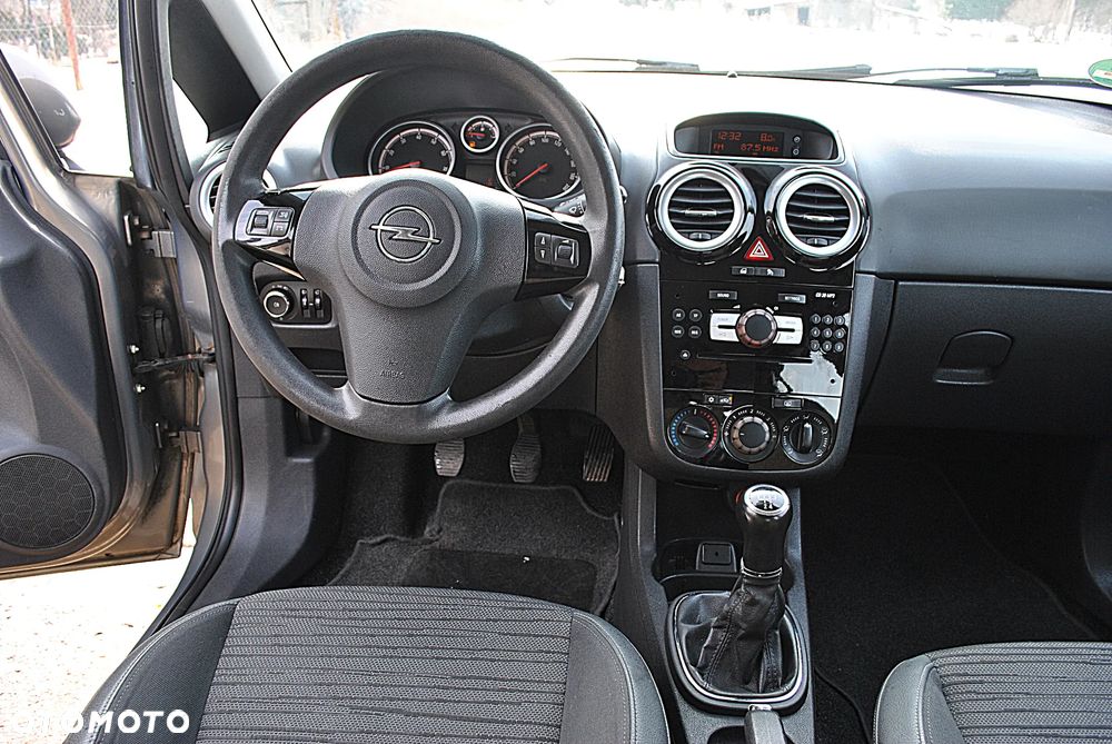 Opel Corsa 1.2 16V EcoFLEX Easytronic 150 Jahre - 8