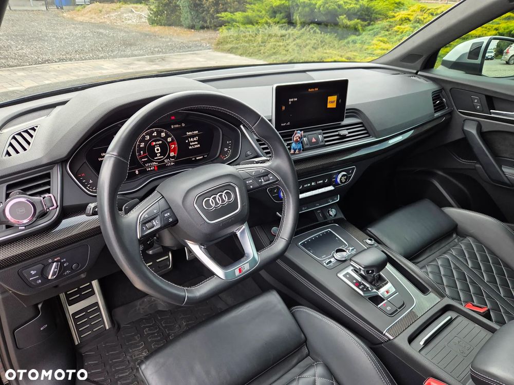 Audi SQ5 - 10
