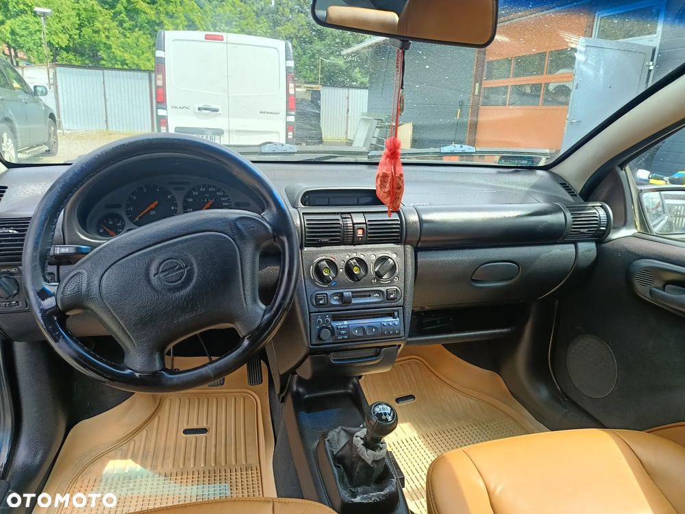 Opel Tigra 1.6 - 13