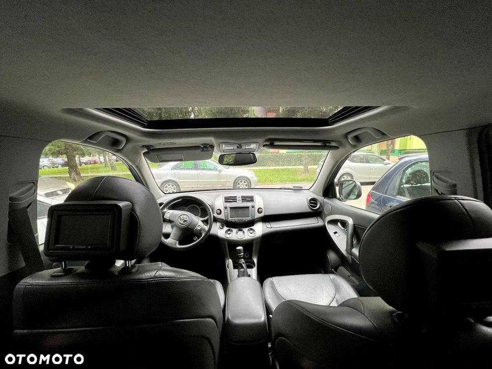 Toyota RAV4 2.2 D-CAT X Platinium NAVI - 6