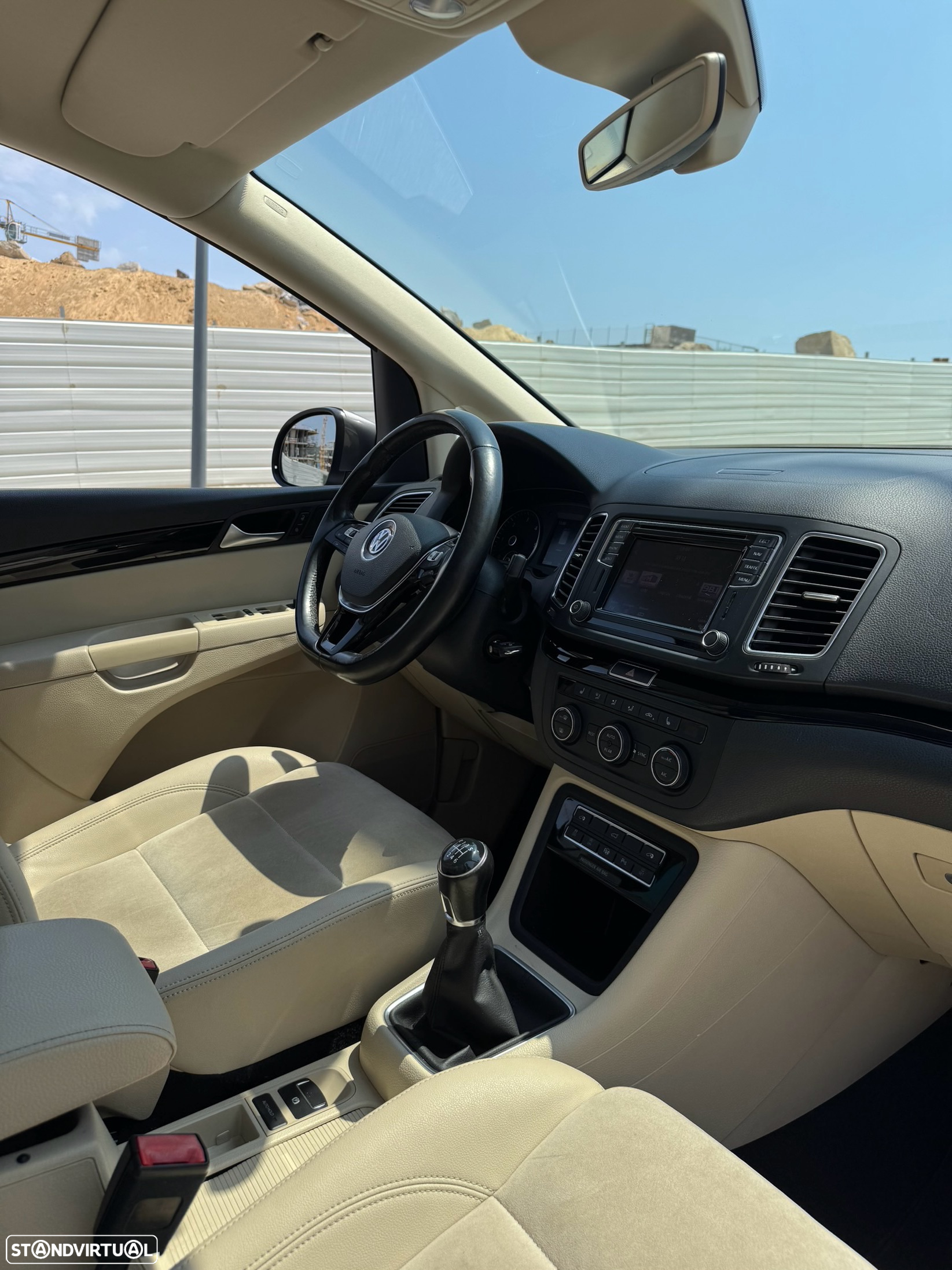 VW Sharan 2.0 TDI Blue Highline - 22