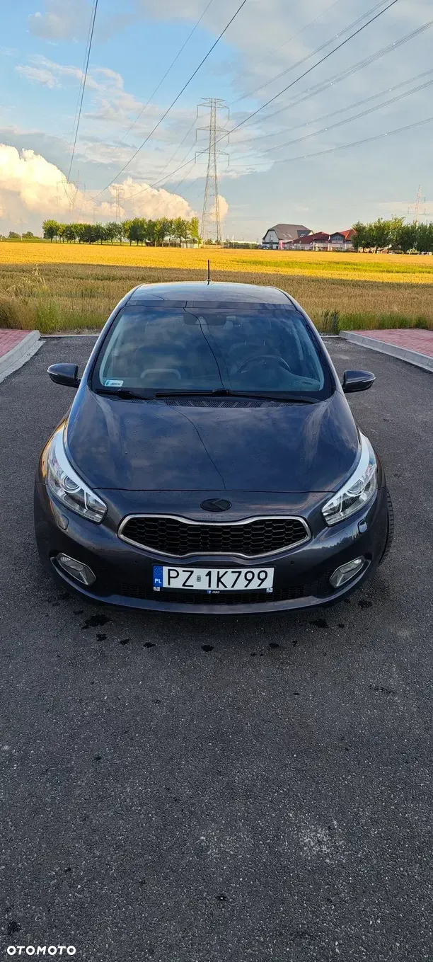 Kia Ceed - 6