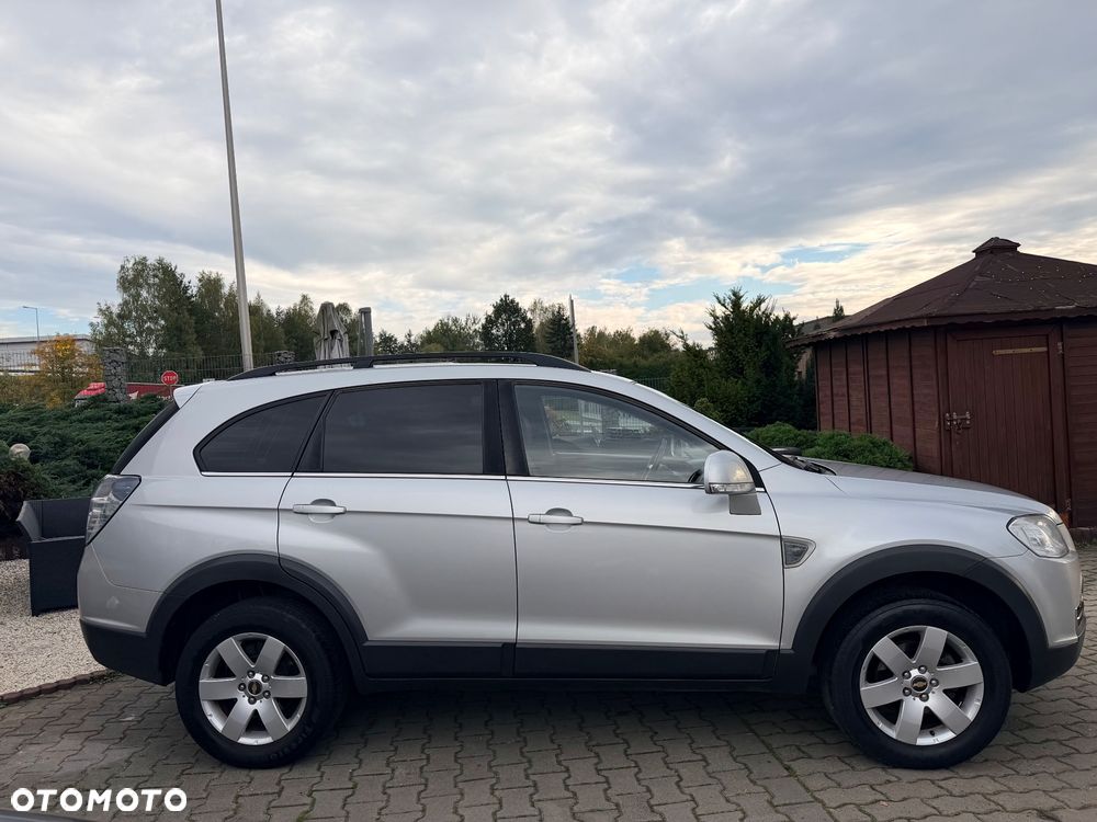 Chevrolet Captiva 2.0 d LS - 8