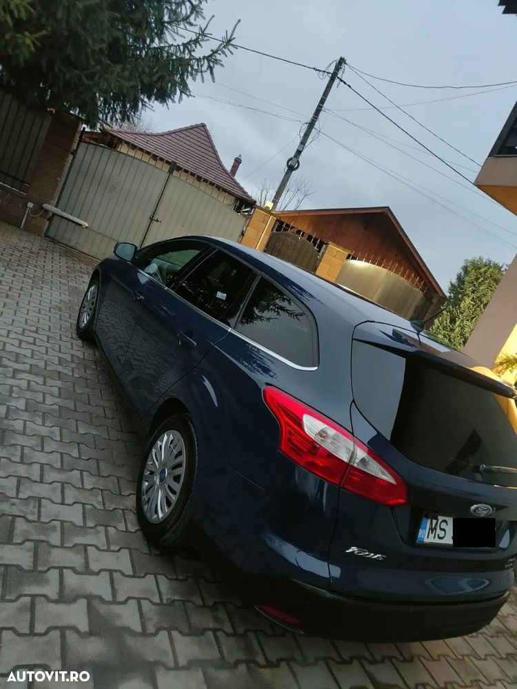 Ford Focus 1.6 TDCI DPF Titanium - 2