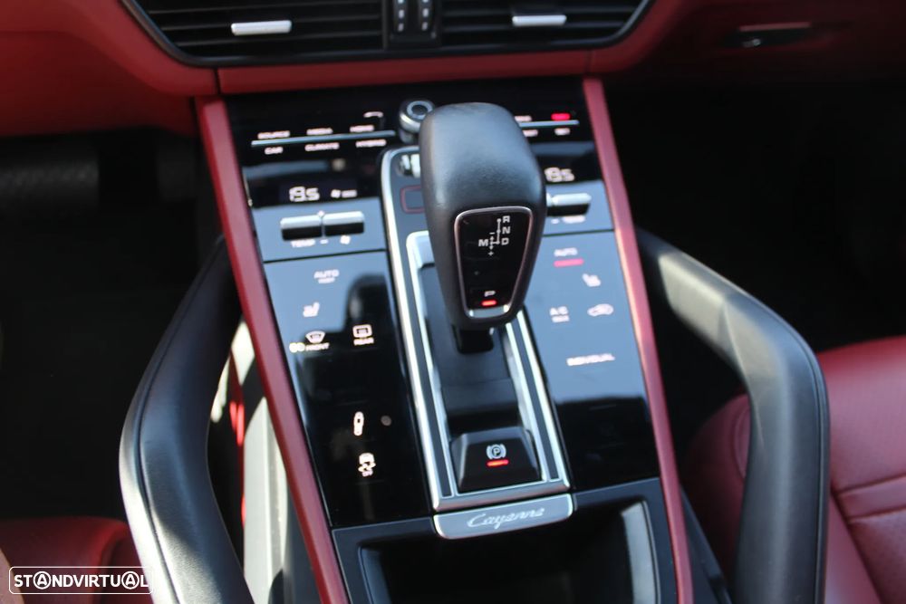 Porsche Cayenne S E-Hybrid - 23